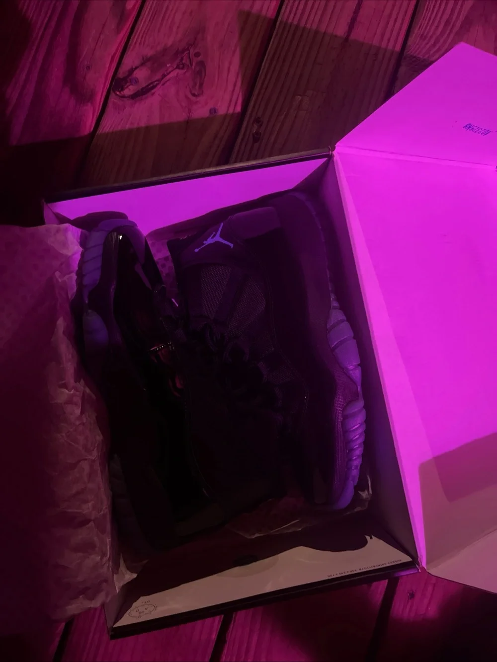 Jordan 11 gammas size 9